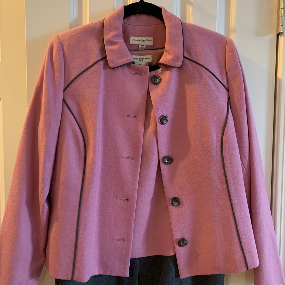 Amanda Smith 3 piece skirt suit